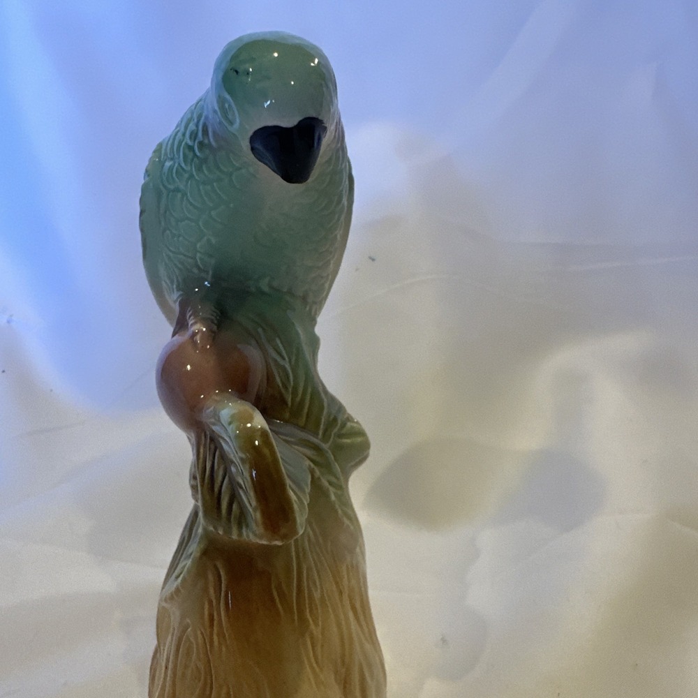 Vintage Ceramic Parrot Beautiful Parakeet 1960's Figurine Made in Brazil 200B EC - Picture 14 of 16